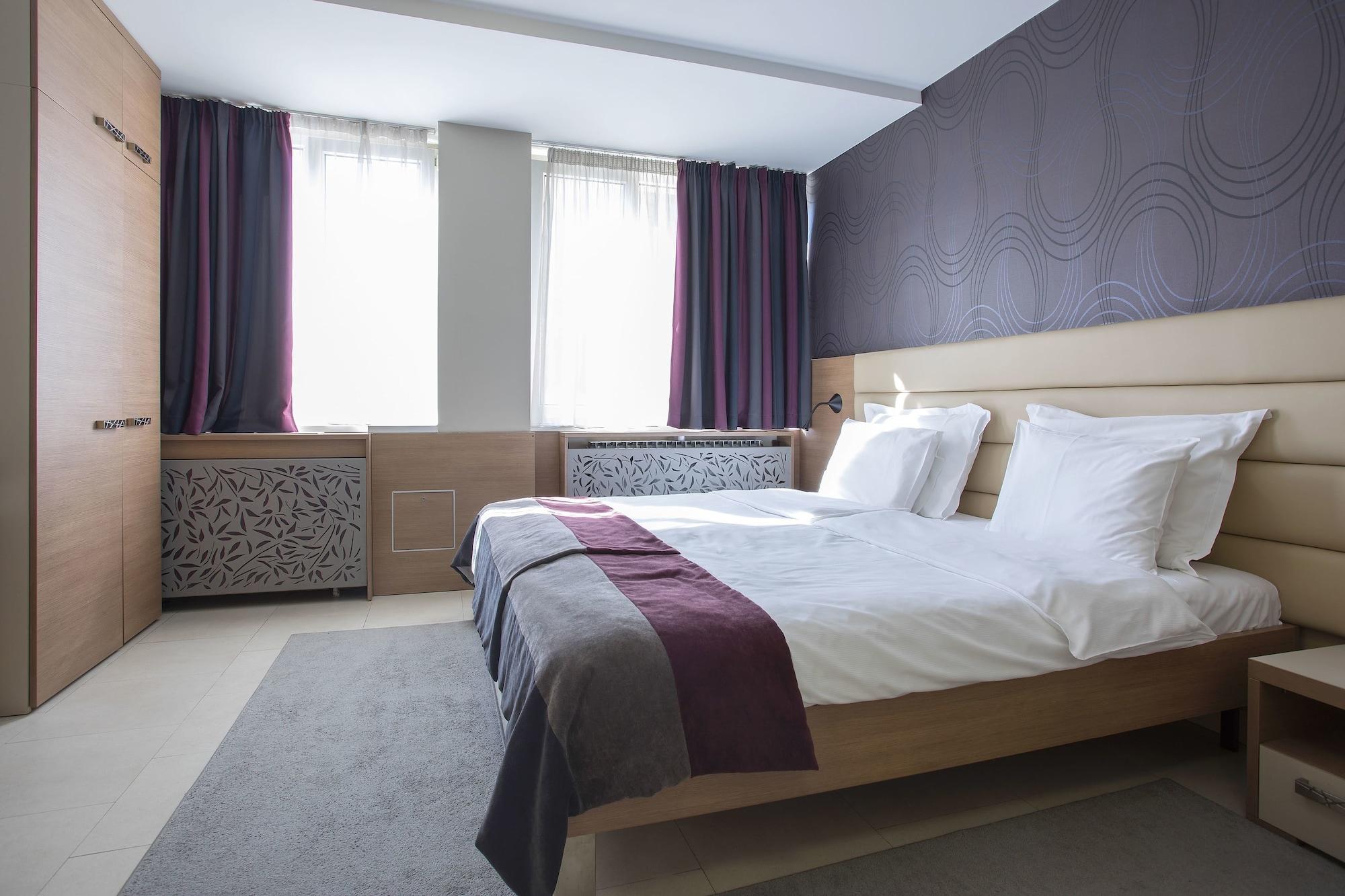 Hotel Srbija Garden-Free Parking Βελιγράδι Εξωτερικό φωτογραφία