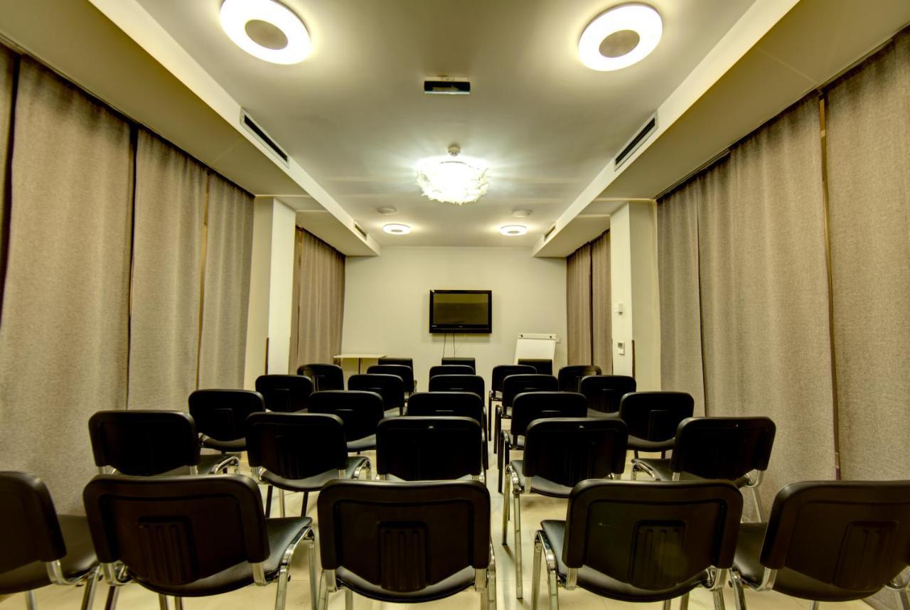 Hotel Srbija Garden-Free Parking Βελιγράδι Εξωτερικό φωτογραφία